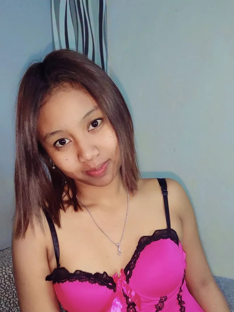 Maud, hôtesse sexe visio en webcam